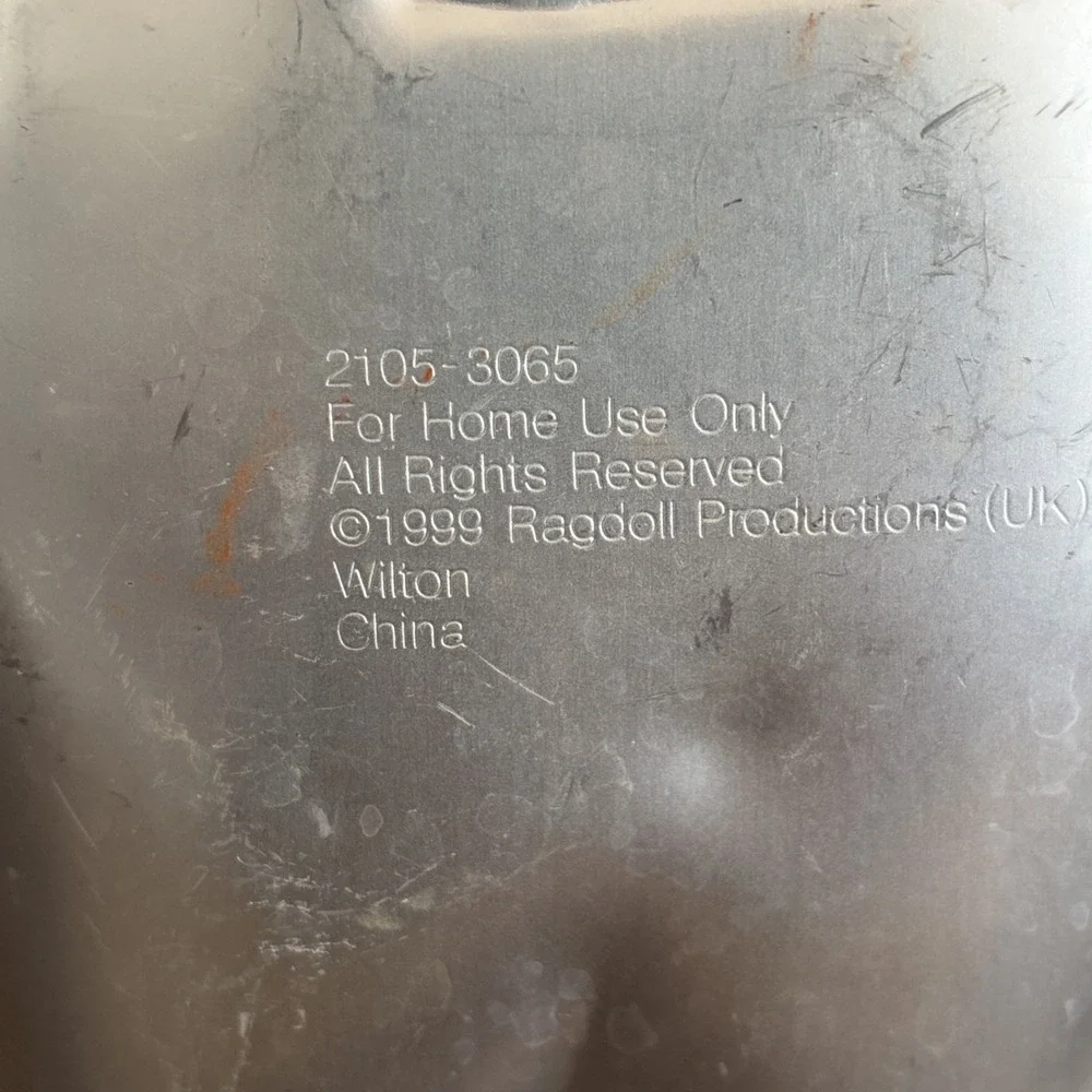New WILTON Teletubbies Tinky Winky Po Character Cake Pan 1999 Ragdoll #2105-3065